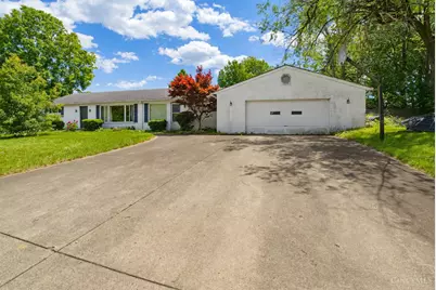 911 Lakeside Drive, Springfield Township, OH 45231 - Photo 5