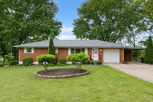 8205 Westlawn Dr, Franklin, OH 45005 - Photo 1
