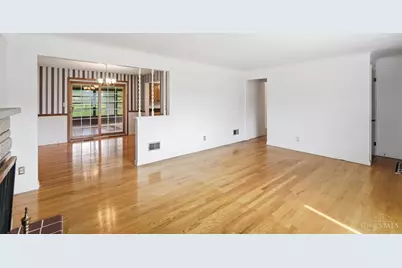 7751 Cella Drive, Cincinnati, OH 45239 - Photo 9