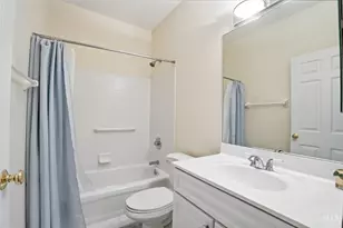 9388 Hickory Hill Ct, Loveland, OH 45140 - Photo 33