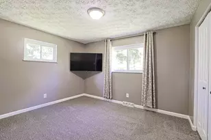 2296 Wilshire Cir, Stonelick Township, OH 45122 - Photo 19