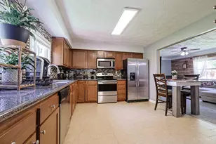 2296 Wilshire Cir, Stonelick Township, OH 45122 - Photo 5
