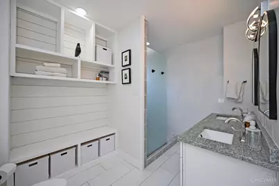 2208 St James Avenue, Cincinnati, OH 45206 - Photo 23