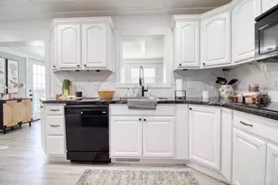 320 E 9th St, Manchester, OH 45144 - Photo 7