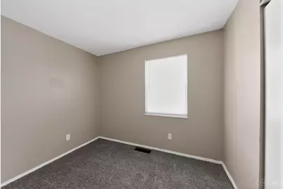 1903 Roosevelt Avenue, Springfield Township, OH 45240 - Photo 7