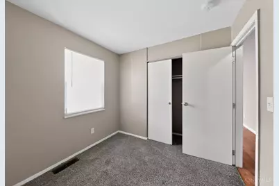 1903 Roosevelt Avenue, Springfield Township, OH 45240 - Photo 11