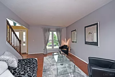 2150 Deer Meadow Drive, Springfield Township, OH 45240 - Photo 9