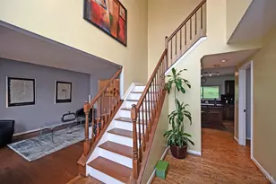 2150 Deer Meadow Dr, Springfield Township, OH 45240 - Photo 5