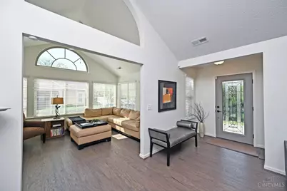 9203 Park Place Circle, West Chester, OH 45069 - Photo 7