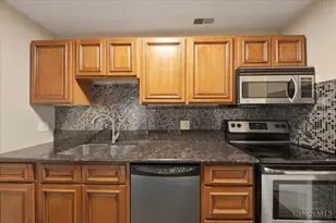 2138 Ohio Ave, Cincinnati, OH 45219 - Photo 27