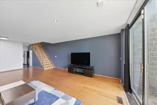 2138 Ohio Ave, Cincinnati, OH 45219 - Photo 17
