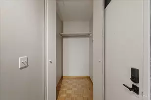 2138 Ohio Ave, Cincinnati, OH 45219 - Photo 31