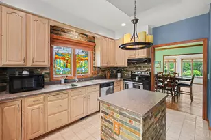 5912 Bridgeview Ct, Cincinnati, OH 45248 - Photo 9