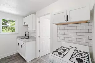 4569 N Edgewood Ave, Cincinnati, OH 45232 - Photo 19