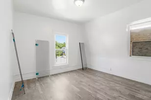 4569 N Edgewood Ave, Cincinnati, OH 45232 - Photo 23