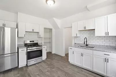 4569 N Edgewood Avenue, Cincinnati, OH 45232 - Photo 1