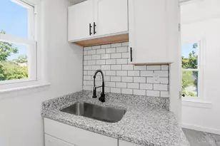 4569 N Edgewood Ave, Cincinnati, OH 45232 - Photo 19