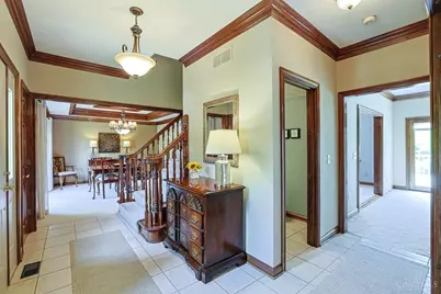 638 Primrose Lane, Tipp City, OH 45371 - Photo 3