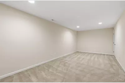 9024 Beacon Street, Deerfield Township, OH 45040 - Photo 27