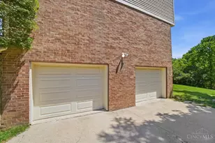 7813 Meadowcreek Dr, Cincinnati, OH 45244 - Photo 57