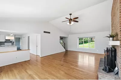 7813 Meadowcreek Drive, Cincinnati, OH 45244 - Photo 11