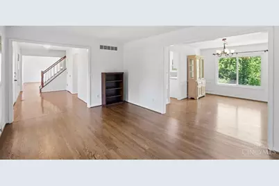 7813 Meadowcreek Drive, Cincinnati, OH 45244 - Photo 29