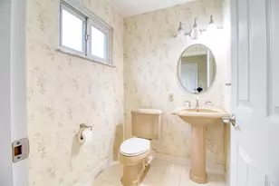 1667 Clemson Cir, Cincinnati, OH 45255 - Photo 13