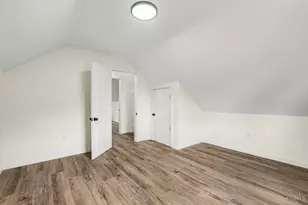 8465 Mockingbird Ln, Springfield Township, OH 45231 - Photo 13