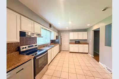 3770 Julie Drive, Franklin Township, OH 45005 - Photo 5