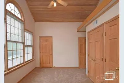 705 Riddle Road, Cincinnati, OH 45220 - Photo 11