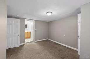 6586 Parrish Ave, Cincinnati, OH 45237 - Photo 27