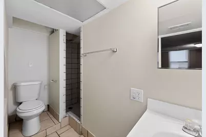 6586 Parrish Avenue, Cincinnati, OH 45237 - Photo 29