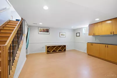 1325 Holman View Drive, Wyoming, OH 45215 - Photo 37