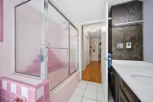 1325 Holman View Dr, Wyoming, OH 45215 - Photo 33