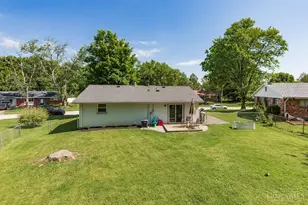 609 Neptune Way, Union Township, OH 45244 - Photo 13