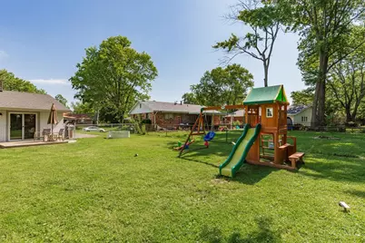 609 Neptune Way, Union Township, OH 45244 - Photo 15
