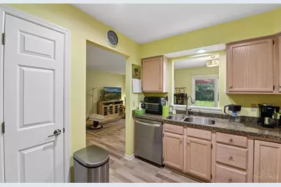 1123 Wittshire Lane #131, Cincinnati, OH 45255 - Photo 13