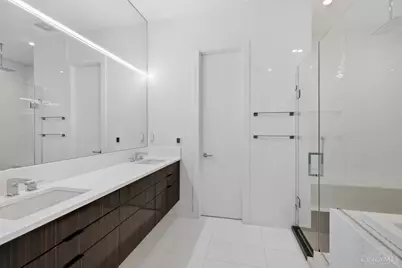404 Baum Street, Cincinnati, OH 45202 - Photo 17