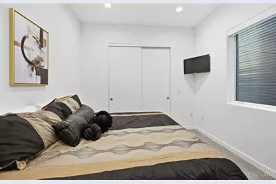 404 Baum Street, Cincinnati, OH 45202 - Photo 27