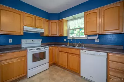 860 Lea Castle Place, Miamisburg, OH 45342 - Photo 17