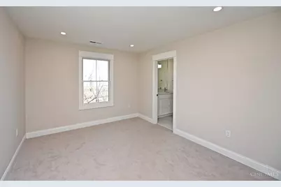 1080 Tuscany Place, Cincinnati, OH 45226 - Photo 37