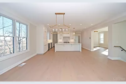 1080 Tuscany Place, Cincinnati, OH 45226 - Photo 21