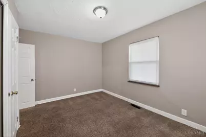 2484 Montana Avenue, Cincinnati, OH 45211 - Photo 15