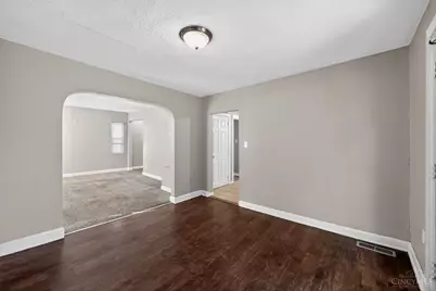 2484 Montana Avenue, Cincinnati, OH 45211 - Photo 11