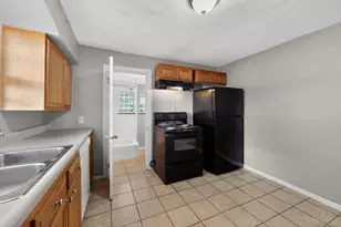 2484 Montana Ave, Cincinnati, OH 45211 - Photo 7