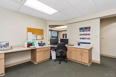 675 W Plane Street, Bethel, OH 45106 - Photo 9