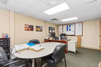 675 W Plane Street, Bethel, OH 45106 - Photo 11