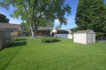 3810 S Broadlawn Circle, Silverton, OH 45236 - Photo 49
