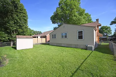 3810 S Broadlawn Circle, Silverton, OH 45236 - Photo 51