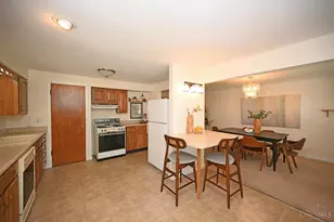 3810 S Broadlawn Cir, Silverton, OH 45236 - Photo 17